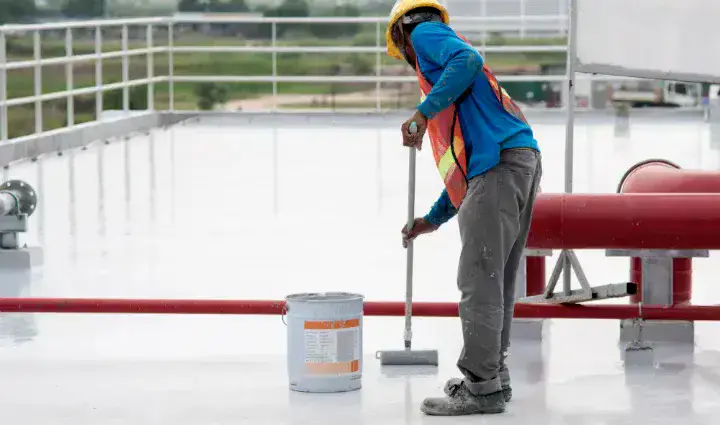 Cómo pintar un piso industrial adecuadamente para aumentar su durabilidad